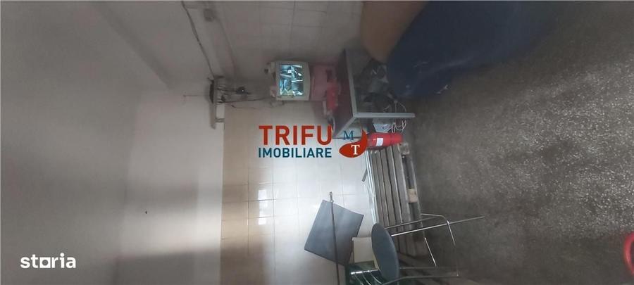 Spațiu comercial, de 120 mp, în Vinerea
