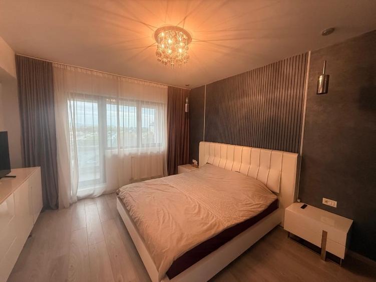 Apartament cu 3 camere decomandat, mobilat în Eremia