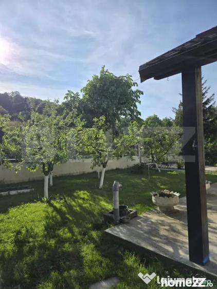 Casă cu 3 camere cu Teren 600 Mp în Central