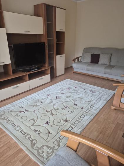 Apartament cu 2 camere decomandat în Siderurgiștilor