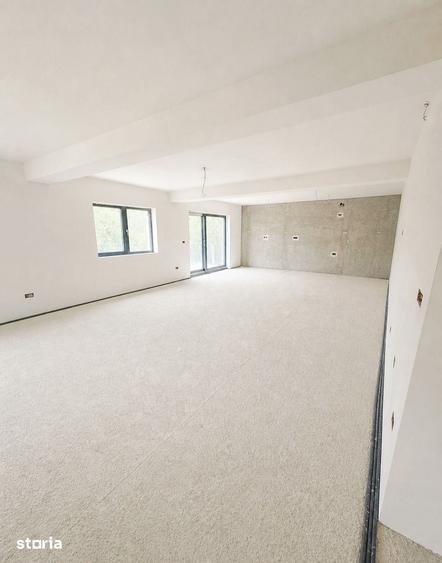 Casă cu 4 camere cu Teren 610 Mp în Bârnova