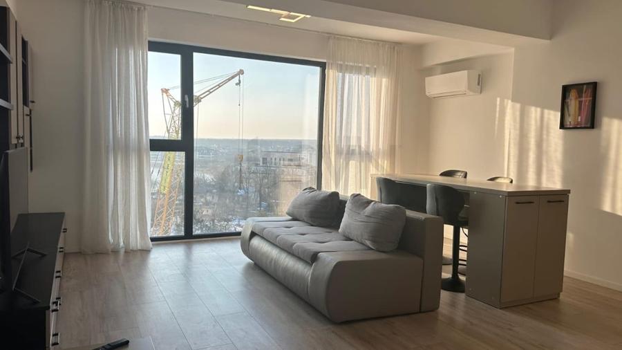 Apartament cu 2 camere semidecomandat, mobilat în Sisești