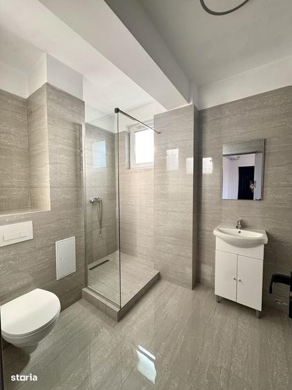 Apartament cu 2 camere decomandat în Intim