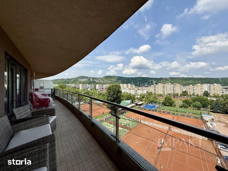 Apartament cu 3 camere în Plopilor