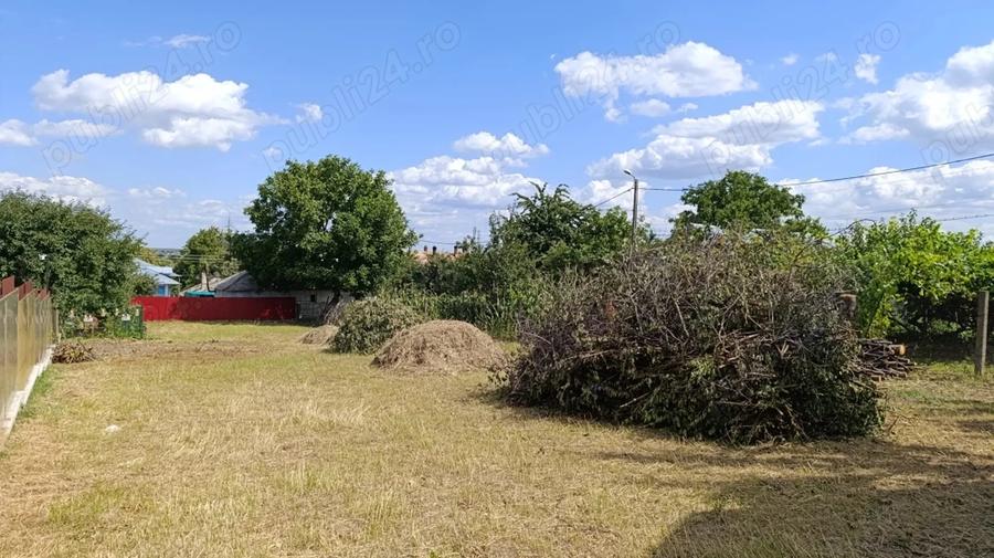 Casă cu 6 camere cu Teren 983 Mp în Central