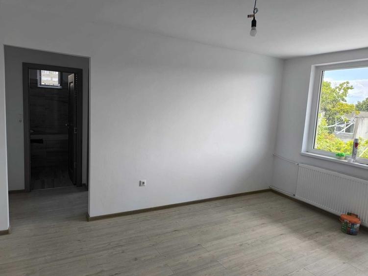 Apartament cu 2 camere semidecomandat în Rogerius