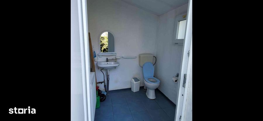 Spațiu comercial, de 25 mp, în Central