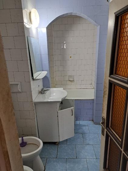 Apartament cu 3 camere decomandat în Dacia