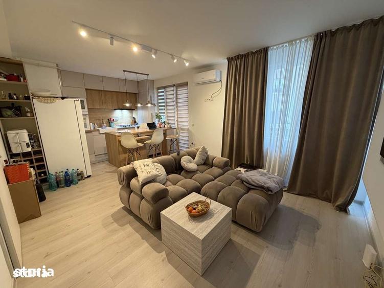 Apartament cu 3 camere în 9 Mai