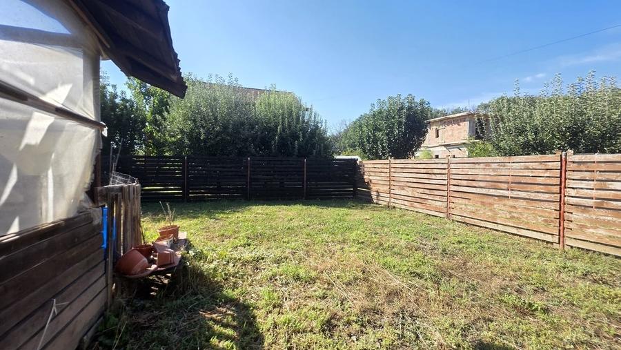 Casă cu 4 camere cu Teren 360 Mp în Grădiștea