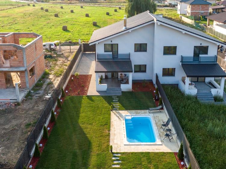 Casă cu 4 camere în Central