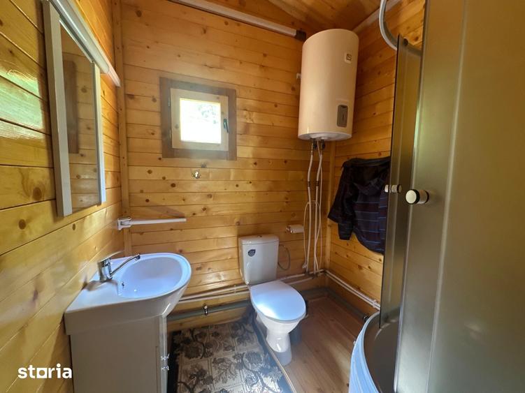 Casă cu 1 camere cu Teren 300 Mp în Vârfuri