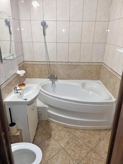 Apartament cu 2 camere semidecomandat în Titan