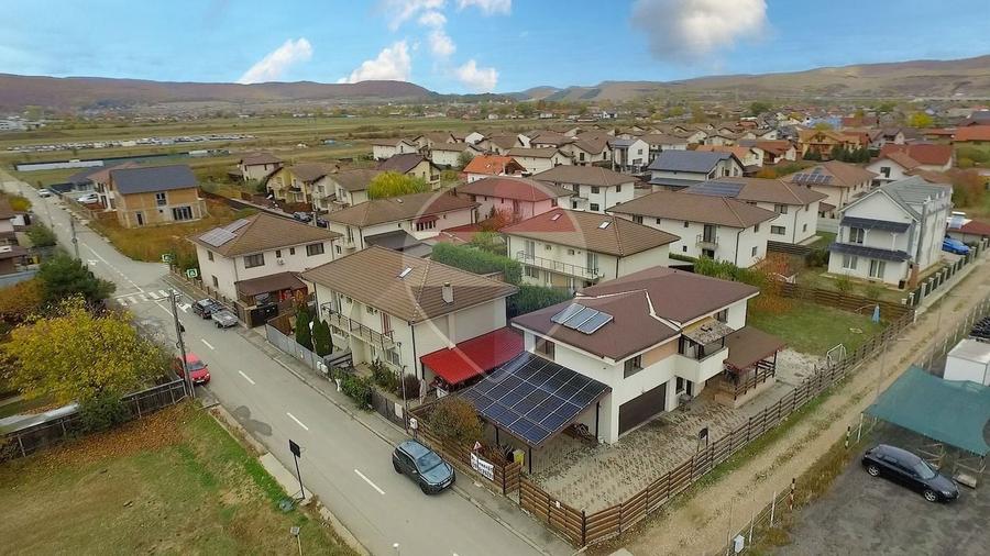 Casă individuală cu 5 camere cu Teren 600 Mp în Gilău