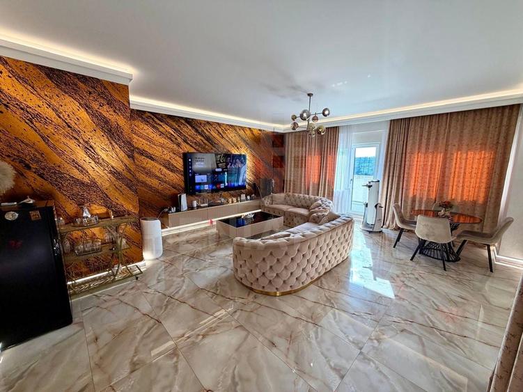 Apartament cu 3 camere decomandat, mobilat în Calea București