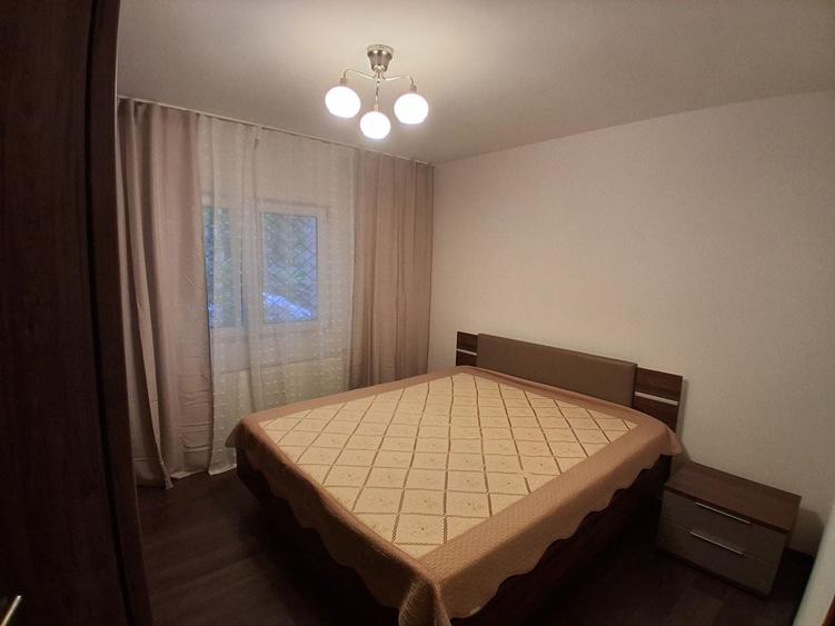 Apartament cu 2 camere decomandat în Gorjului