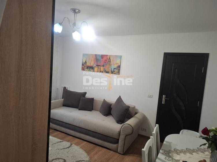 Apartament TĂTĂRAȘI SUD, 3 camere, Semidecomandat, an 1978, 50 mp utili, etaj 3 - 3