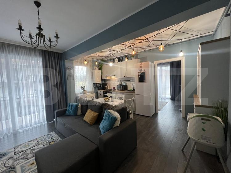 Apartament cu 3 camere semidecomandat, mobilat în Mănăștur