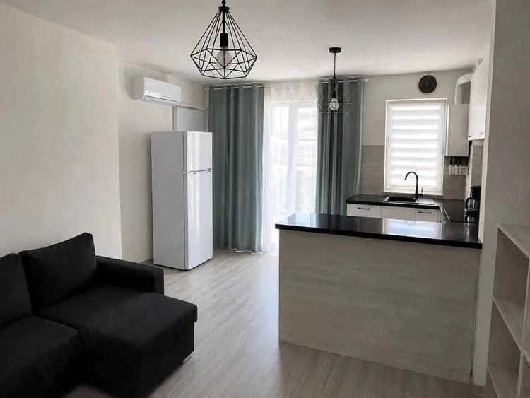 Apartament cu 2 camere decomandat în Tomis Plus