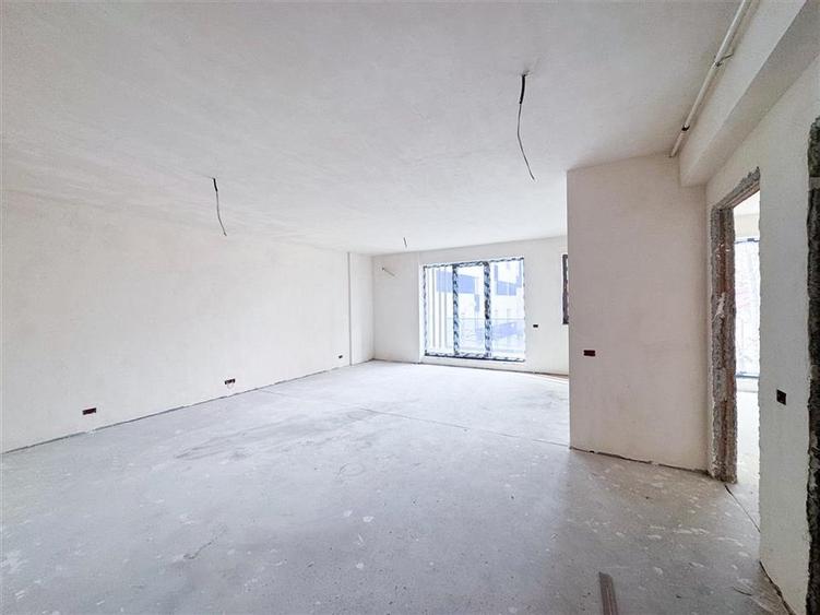 Apartament cu 2 camere decomandat în Aviației