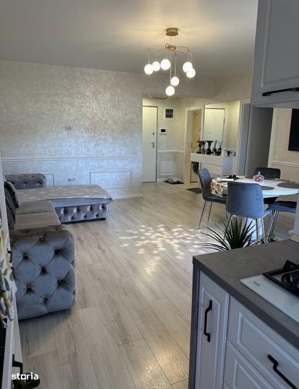 Apartament cu 2 camere de vanzare in zona Complex Flamingo - 1