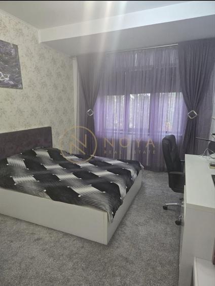 Casă cu 4 camere în Exterior Vest
