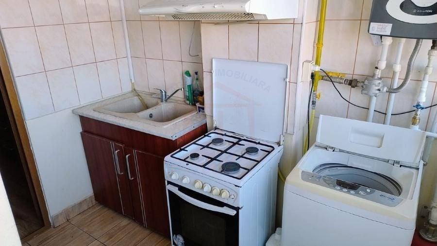 Apartament cu 2 camere decomandat, mobilat în Mazepa 1