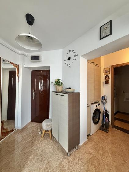 Apartament cu 2 camere decomandat, mobilat în Dâmbovița