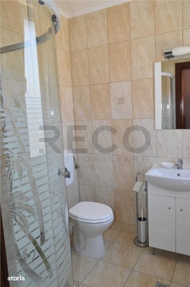 Casă cu 4 camere în Rontău