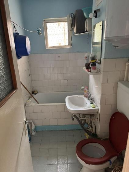 Apartament cu 2 camere decomandat în Obor