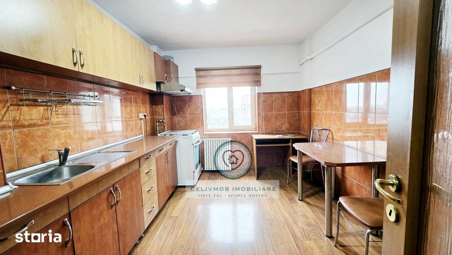 Apartament cu 3 camere decomandat în Cantacuzino