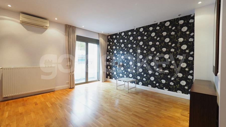 Duplex cu 6 camere cu Canalizare în Băneasa