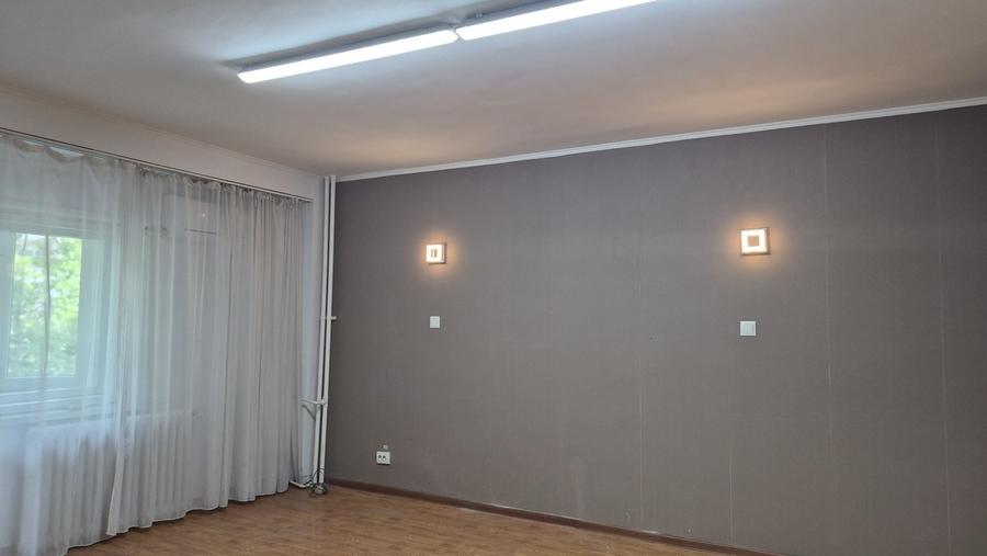 Apartament cu 3 camere decomandat în Decebal
