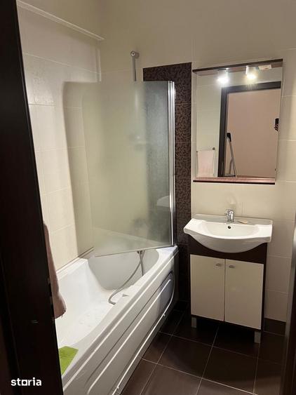 Apartament cu 2 camere decomandat, mobilat în Central