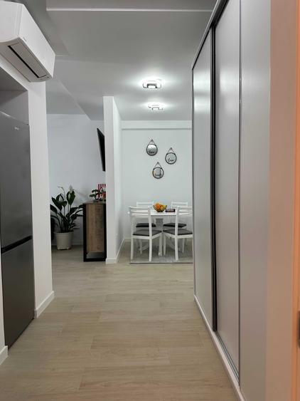 Apartament cu 2 camere semidecomandat în Central