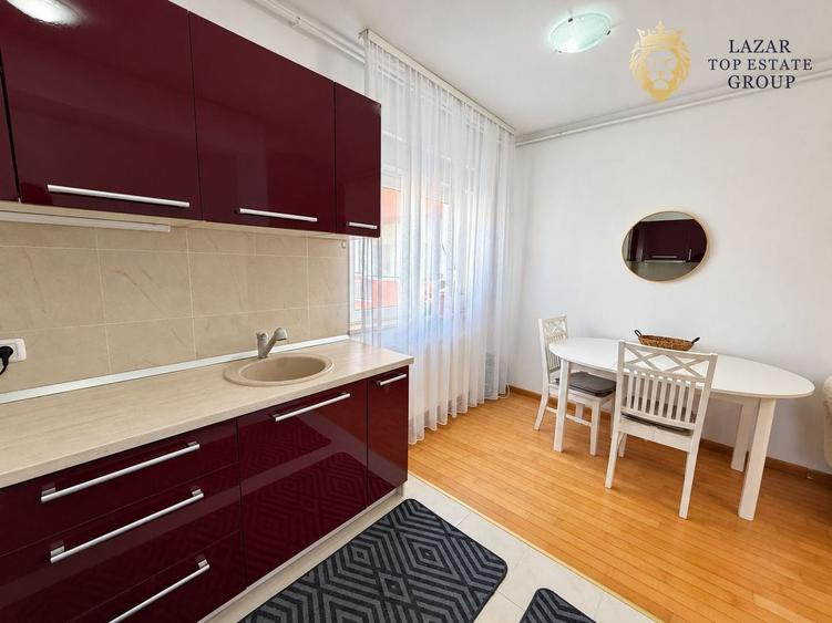 Apartament cu 3 camere decomandat, mobilat în Torontalului