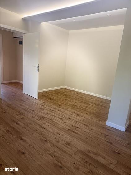 Apartament cu 3 camere în Băneasa