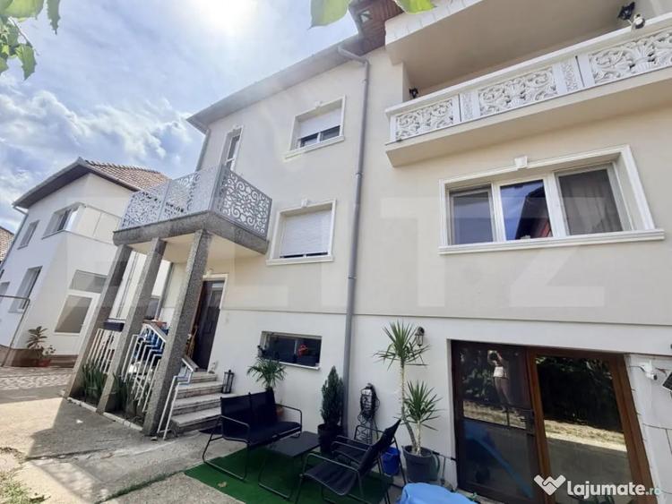 Casă cu 7 camere cu Teren 100 Mp în Cetate