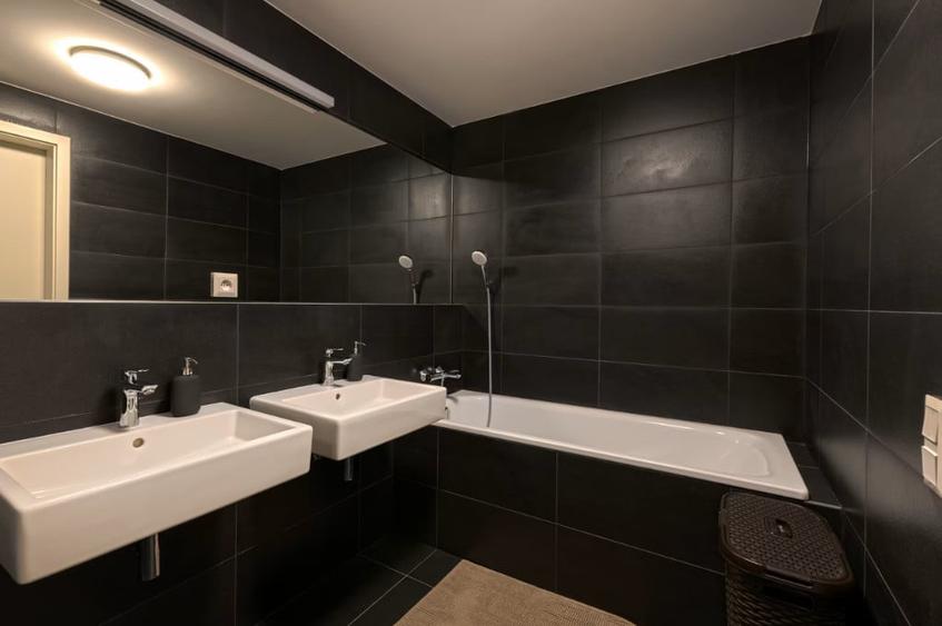 Apartament cu 2 camere decomandat în Dorobanți