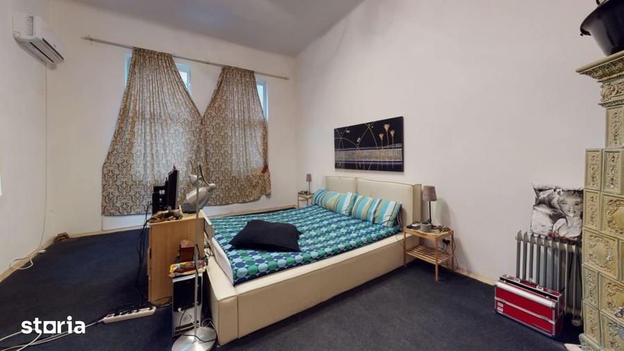 Apartament cu 3 camere în Armeneasca