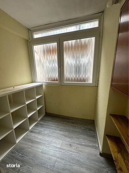 Apartament cu 3 camere, mobilat în Central