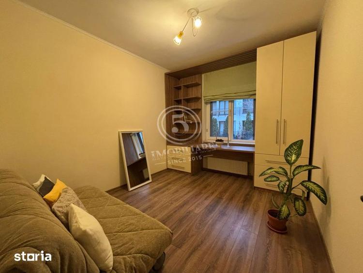 Apartament cu 3 camere decomandat, mobilat în Tei