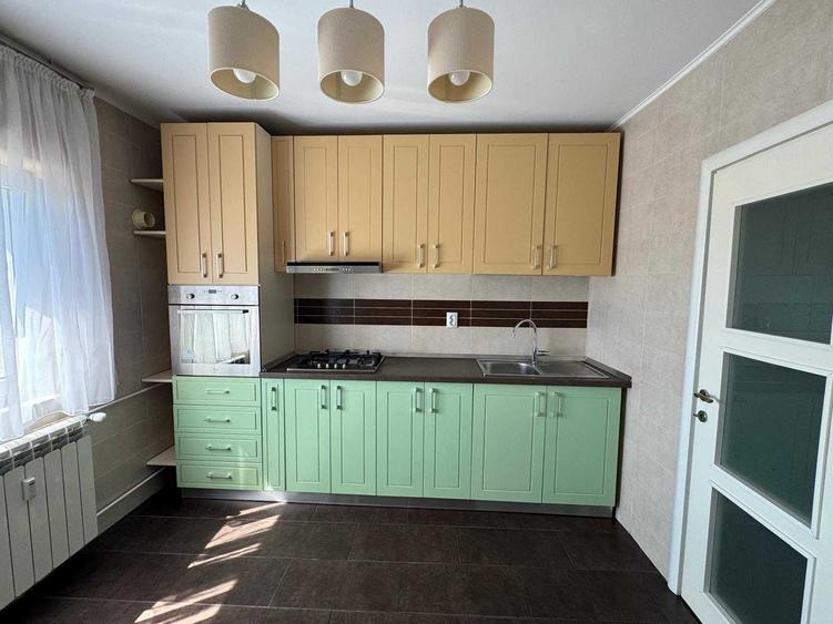 Apartament cu 2 camere decomandat în Nerva Traian