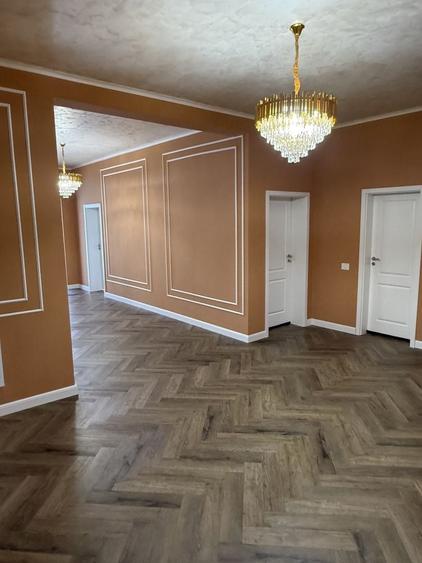 Casă cu 4 camere în Strejnicu
