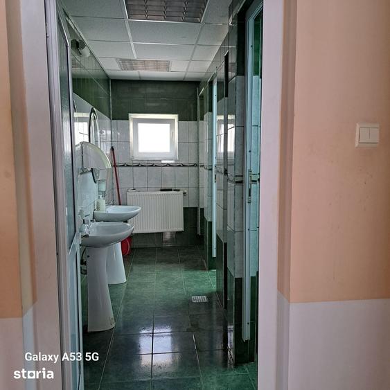 Spațiu comercial, de 630 mp, în Central