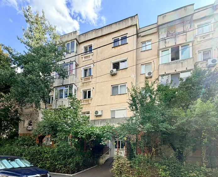 Garsoniera 7 minute metrou Lujerului, etaj 1, bloc din 1985 - 16