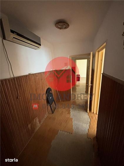 Apartament cu 3 camere decomandat în Vest
