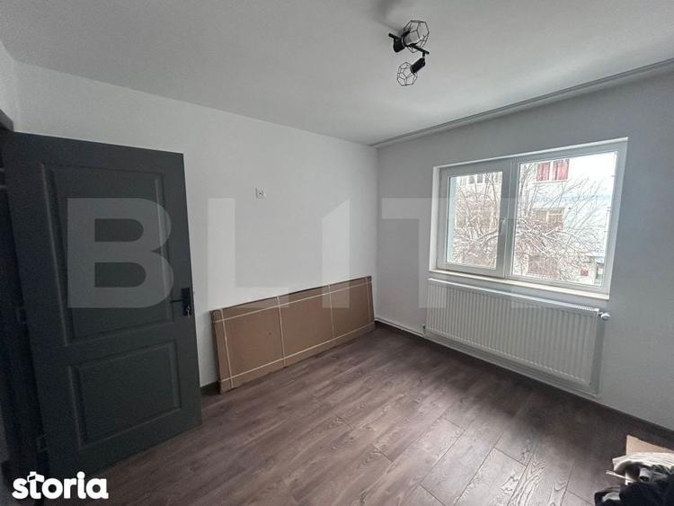 Apartament cu 3 camere, mobilat în Rovine