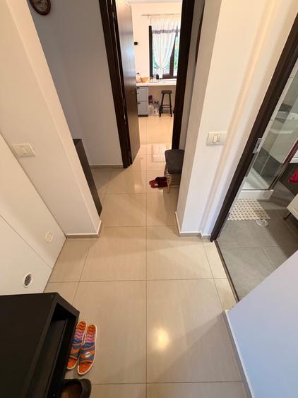 Casă individuală cu 6 camere cu Garaj în Berceni