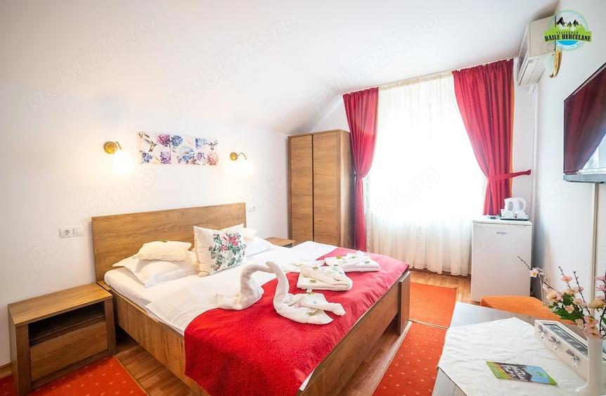 Spațiu comercial, de 200 mp, în Central